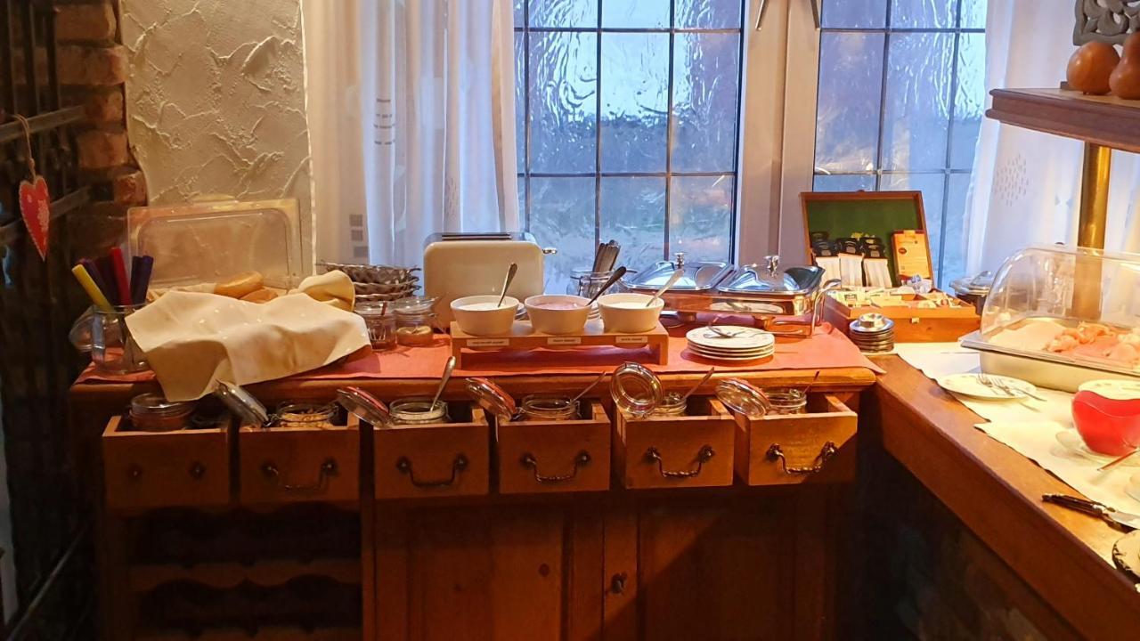 Hotel Garni Landhaus Zur Issel イッセルブルク エクステリア 写真
